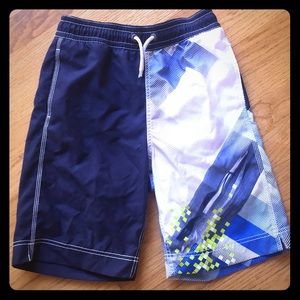 Boys size large (10) Gap swim trunks